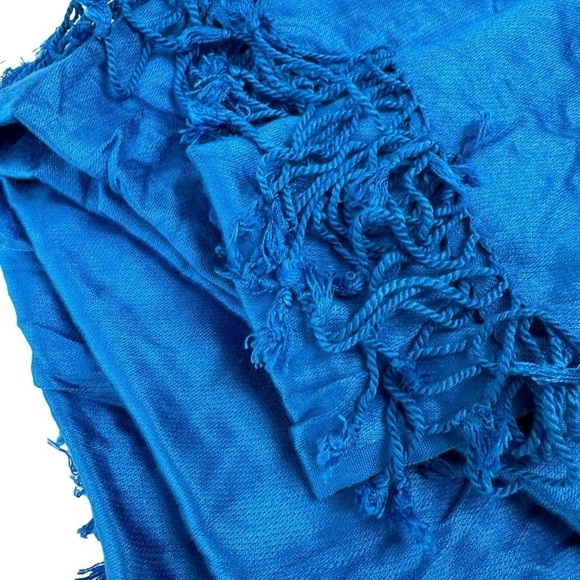 Jones New York Royal Blue Huge Oversized Scarf Wrap with Fringe - Picture 6 of 7